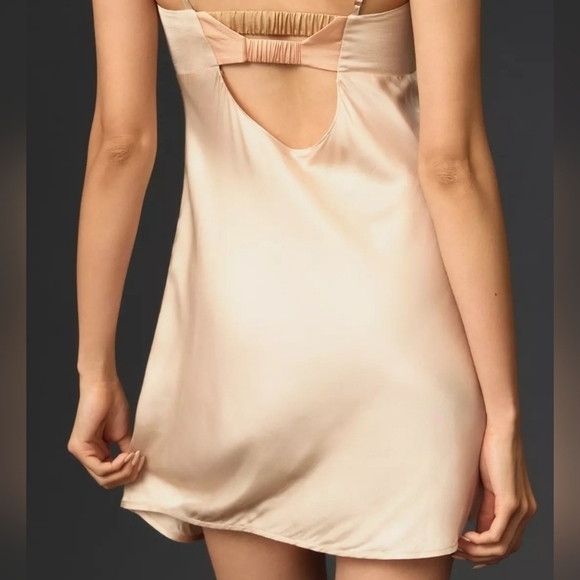 Anthropologie Colorblock Darted Satin Bow Back Slip Dress in Cream and Peach NWT - Picture 7 of 10